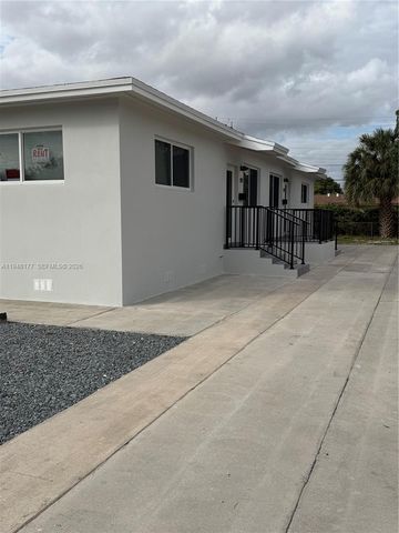 59 E 14th St, Hialeah, FL 33010