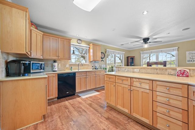 24415 Singleton Bend RD E, Marble Falls, TX 78654