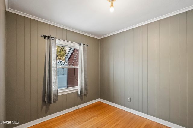 2 Hillside Drive, North Greenbush, NY 12198