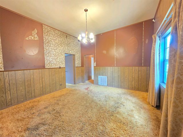 2500 Avenue H, Bay City, TX 77414