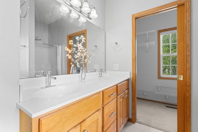1016 Southern Woods Place SW, Rochester, MN 55902