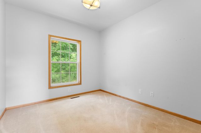 1016 Southern Woods Place SW, Rochester, MN 55902