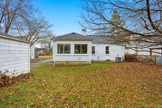 13559 Norborne, Redford, MI 48239