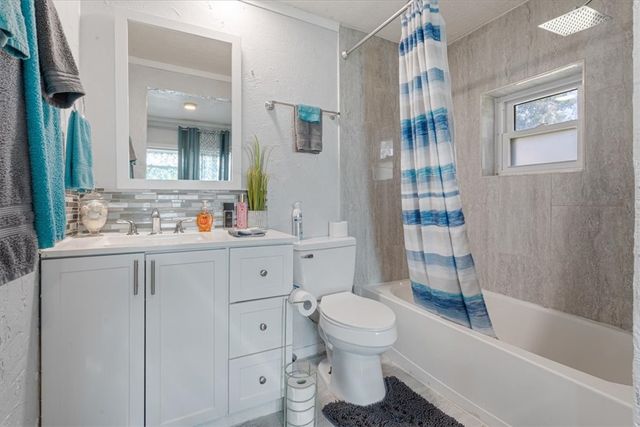 903 Water Tower Road, Bentonville, AR 72712