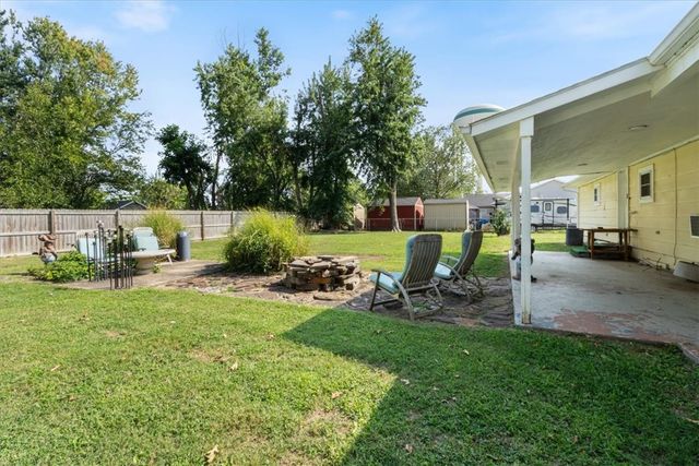 903 Water Tower Road, Bentonville, AR 72712