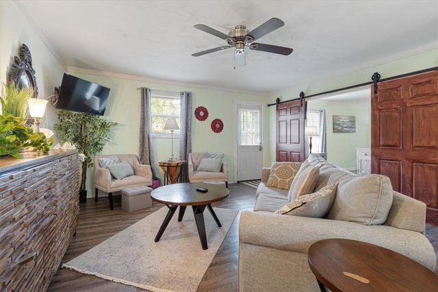 903 Water Tower Road, Bentonville, AR 72712