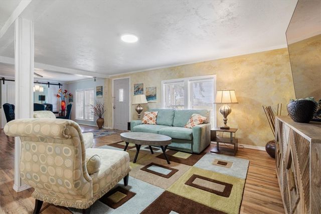 903 Water Tower Road, Bentonville, AR 72712