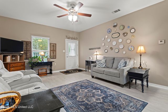 13052 Tracewood Drive, Gulfport, MS 39503
