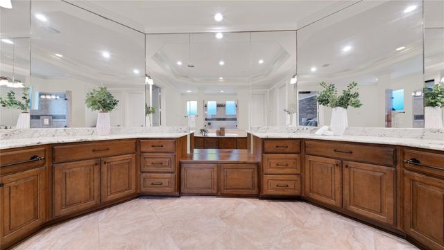 6102 Logan Creek Lane, Sugar Land, TX 77479