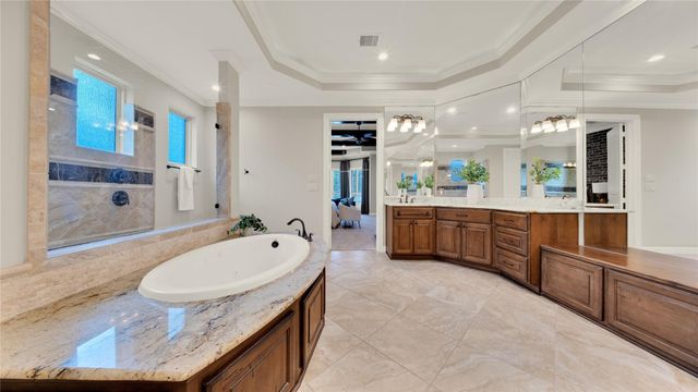 6102 Logan Creek Lane, Sugar Land, TX 77479