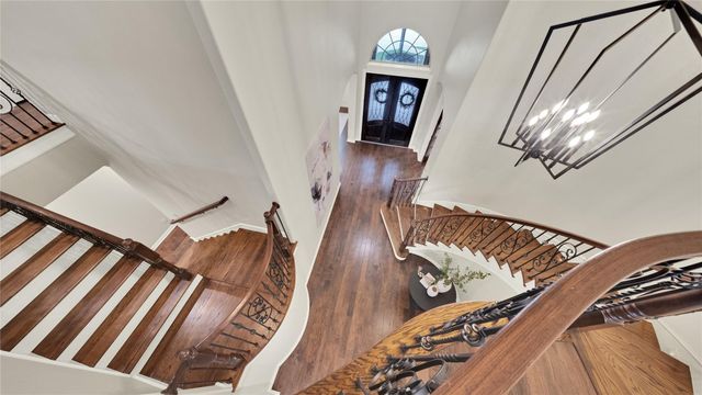 6102 Logan Creek Lane, Sugar Land, TX 77479