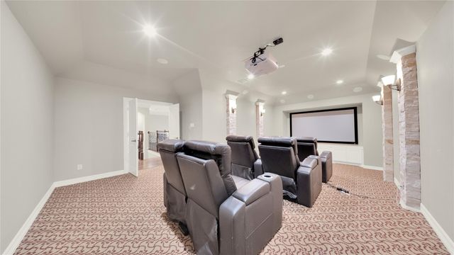 6102 Logan Creek Lane, Sugar Land, TX 77479
