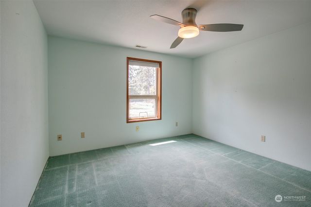 774 Wakina Loop SE, Ocean Shores, WA 98569