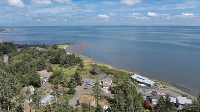 774 Wakina Loop SE, Ocean Shores, WA 98569