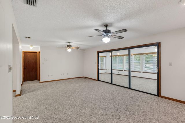 898 Havelock Avenue SW, Palm Bay, FL 32908