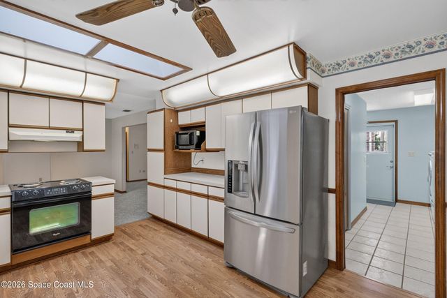 898 Havelock Avenue SW, Palm Bay, FL 32908