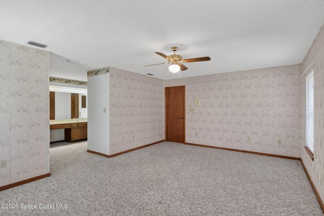 898 Havelock Avenue SW, Palm Bay, FL 32908