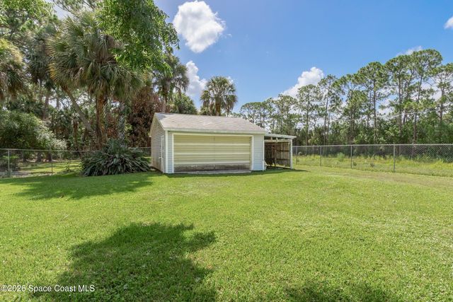 898 Havelock Avenue SW, Palm Bay, FL 32908