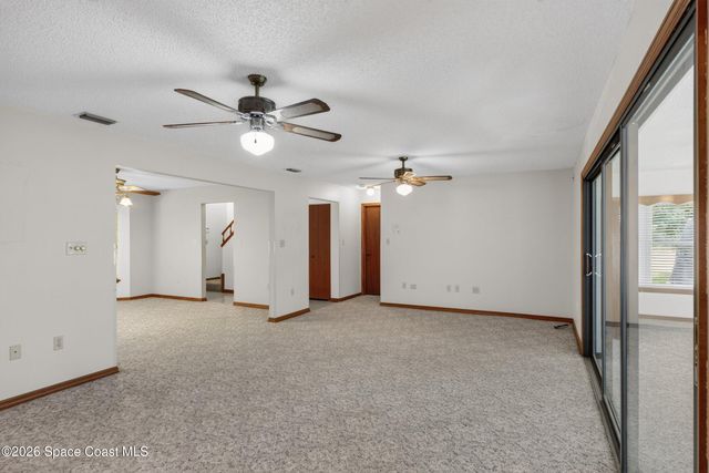 898 Havelock Avenue SW, Palm Bay, FL 32908
