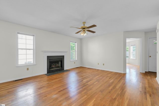 1028 Summit Drive, Greenville, SC 29609
