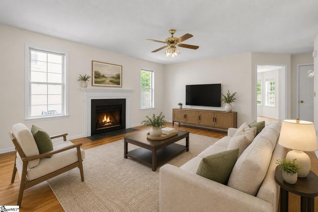 1028 Summit Drive, Greenville, SC 29609