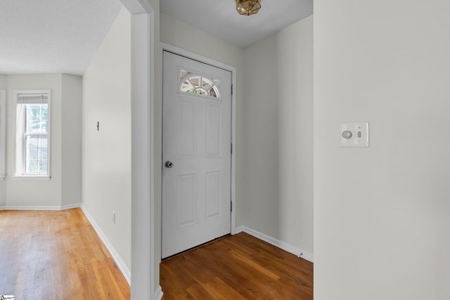 1028 Summit Drive, Greenville, SC 29609
