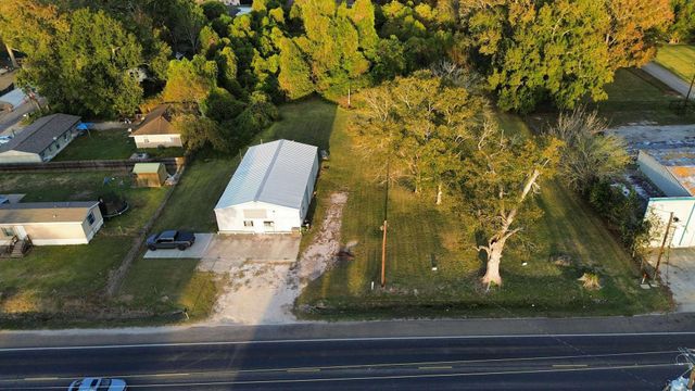 403 S Winfree Street, Dayton, TX 77535