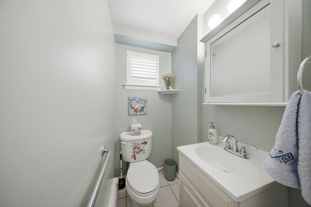 18 Wilson Dr 18, Framingham, MA 01702