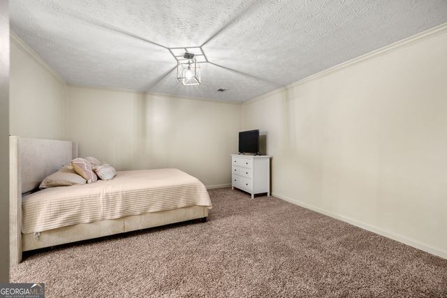528 Raintree Drive, Jonesboro, GA 30238