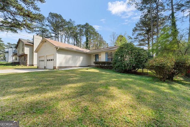 528 Raintree Drive, Jonesboro, GA 30238
