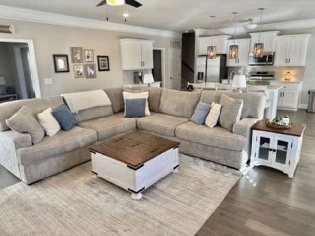 18 Cedar Grove Dr, Fayetteville, TN 37334