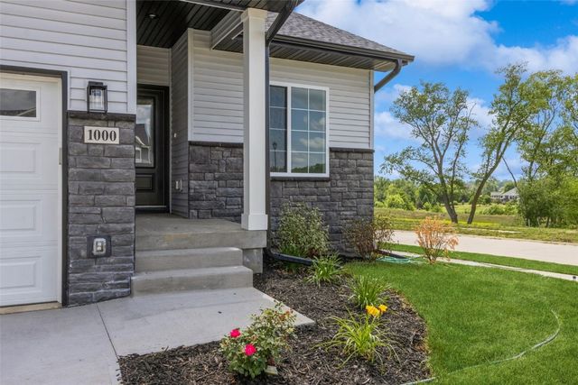 1000 Switchgrass Lane, Ely, IA 52227