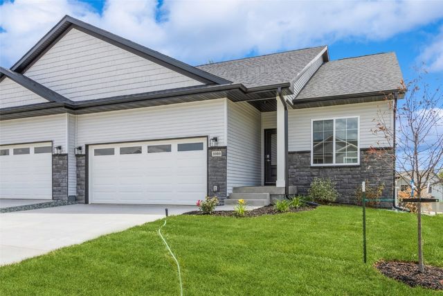 1000 Switchgrass Lane, Ely, IA 52227