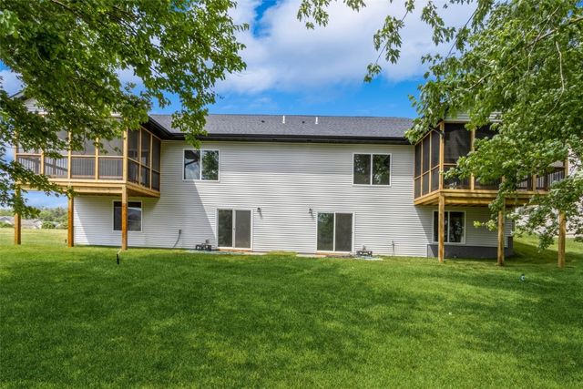 1000 Switchgrass Lane, Ely, IA 52227
