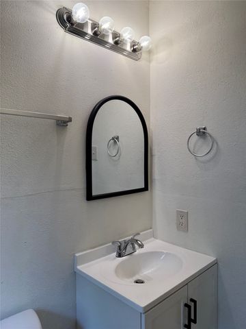 1444 Nash Street, Garland, TX 75042