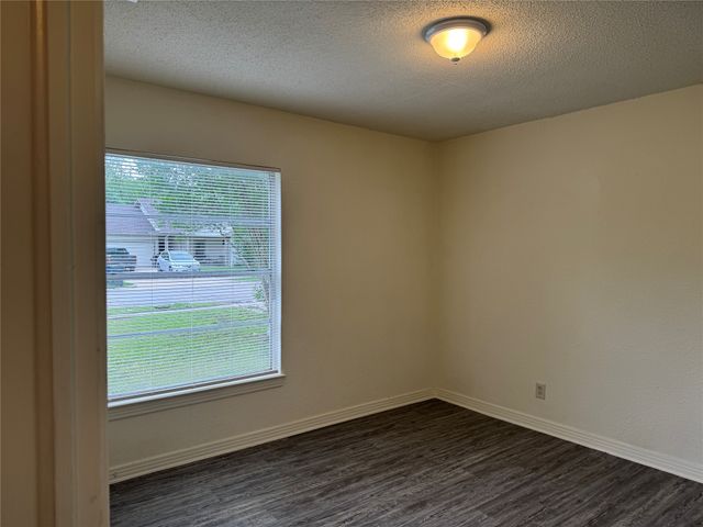 1444 Nash Street, Garland, TX 75042