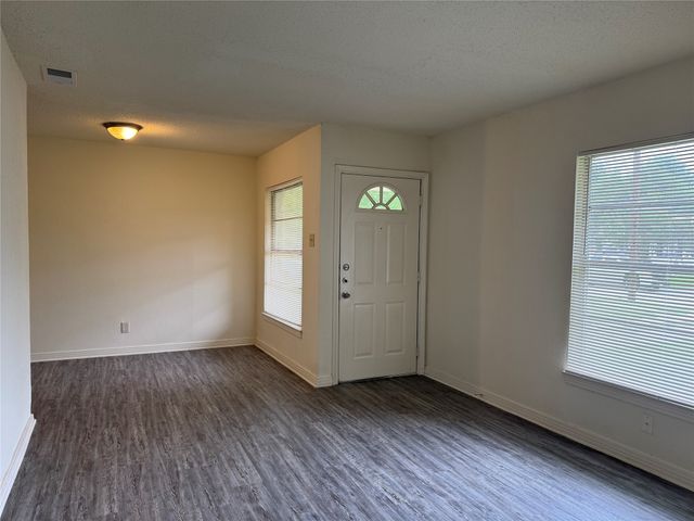 1444 Nash Street, Garland, TX 75042