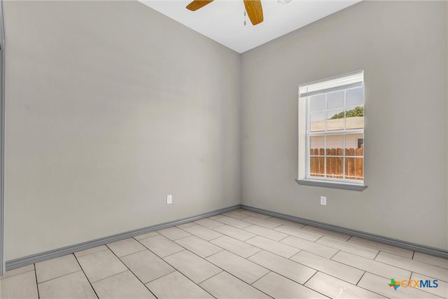 504 S 1st Street, Copperas Cove, TX 76522