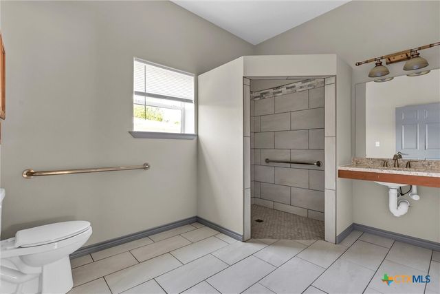 504 S 1st Street, Copperas Cove, TX 76522