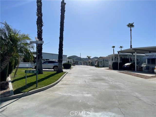 1295 S Cawston Avenue 136, Hemet, CA 92545