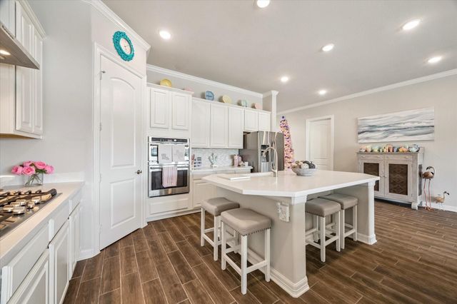 2230 Marina Way, Kemah, TX 77565