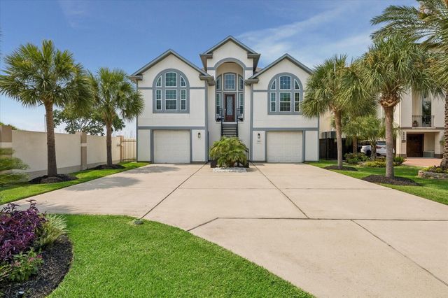 2230 Marina Way, Kemah, TX 77565