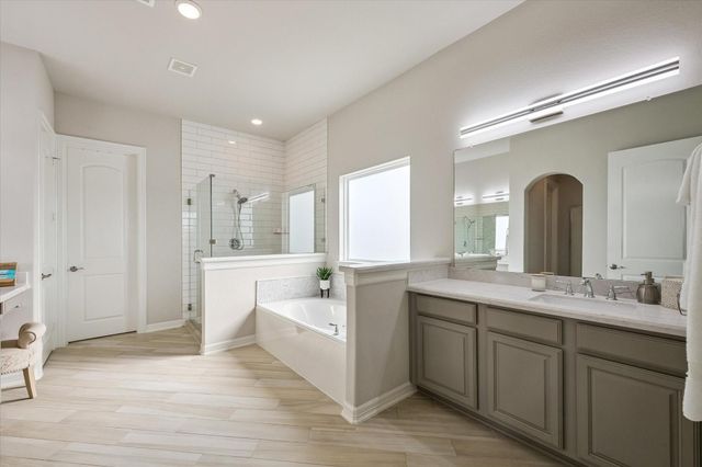 2230 Marina Way, Kemah, TX 77565