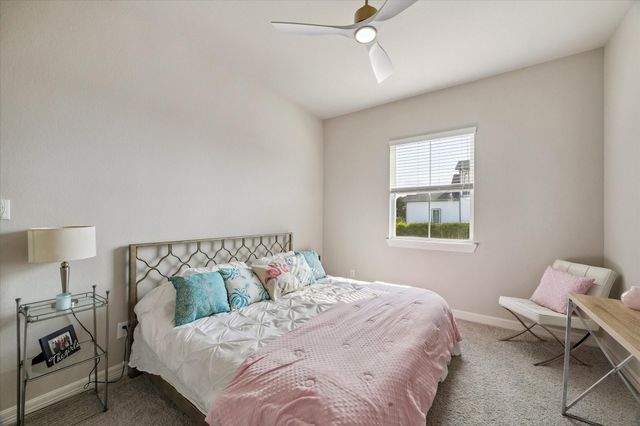 2230 Marina Way, Kemah, TX 77565