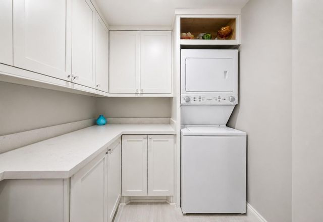 2230 Marina Way, Kemah, TX 77565