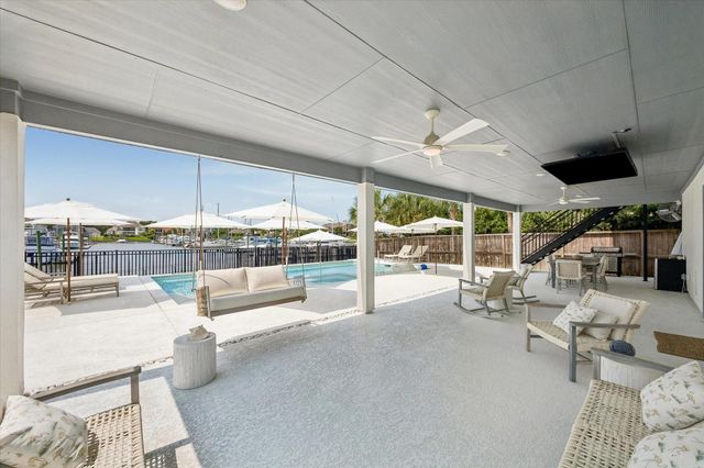 2230 Marina Way, Kemah, TX 77565