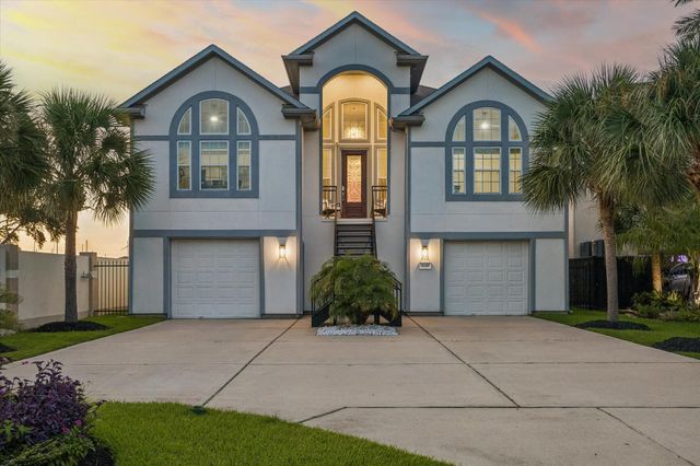2230 Marina Way, Kemah, TX 77565