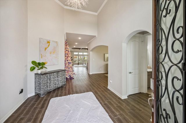 2230 Marina Way, Kemah, TX 77565