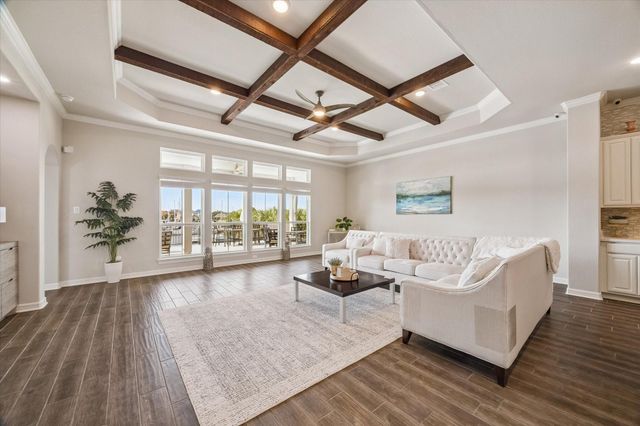 2230 Marina Way, Kemah, TX 77565