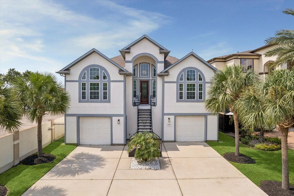 2230 Marina Way, Kemah, TX 77565